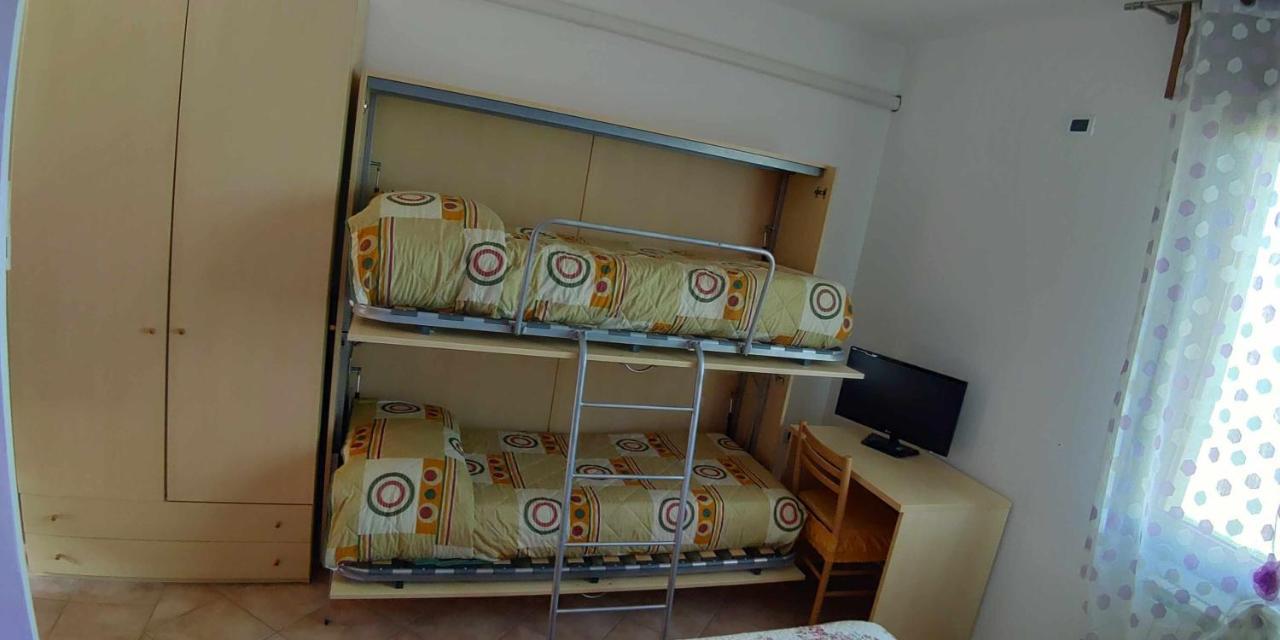 Tolle Agriturismo La Fraterna מראה חיצוני תמונה