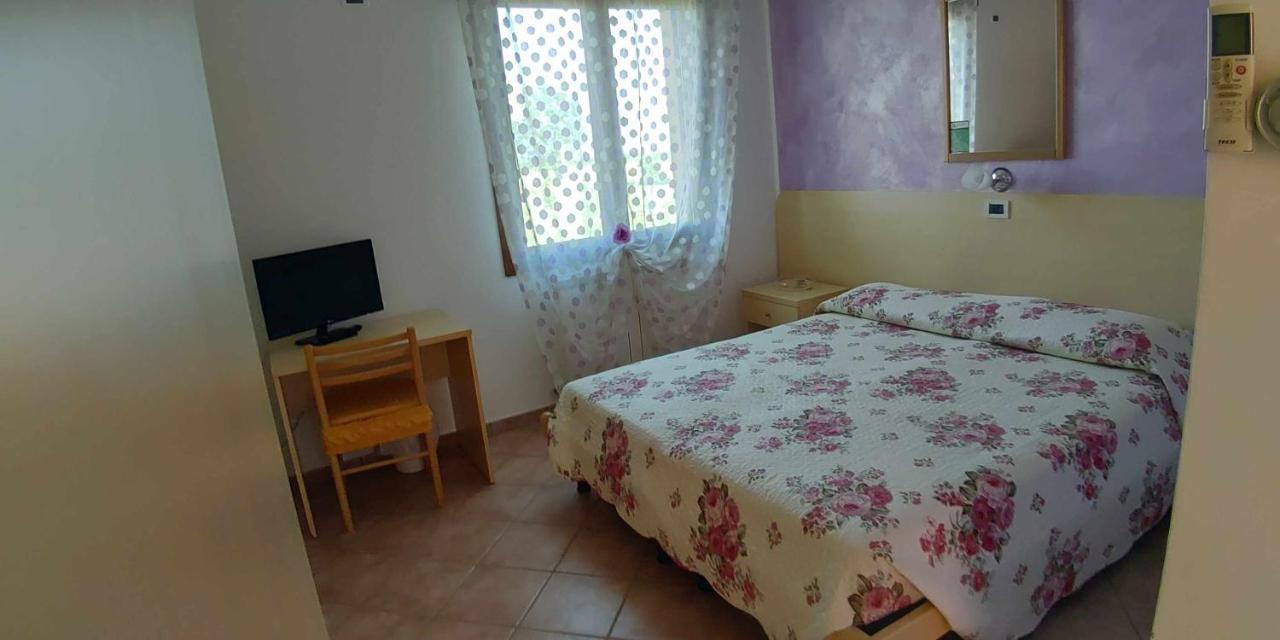 Tolle Agriturismo La Fraterna מראה חיצוני תמונה