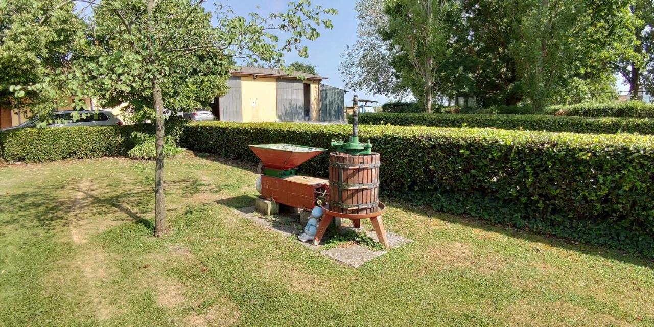 Tolle Agriturismo La Fraterna מראה חיצוני תמונה