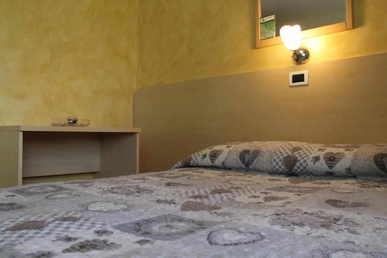 Tolle Agriturismo La Fraterna מראה חיצוני תמונה